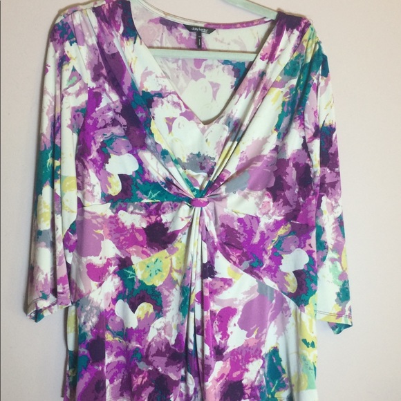 Daisy Fuentes Tops - Daisy Fuentes 3/4 sleeve top Daisy Fuentes Tops - Daisy Fuentes 3/4 sleeve top
